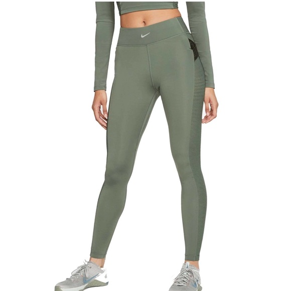 Nike | Pants \u0026 Jumpsuits | Nike Womens 